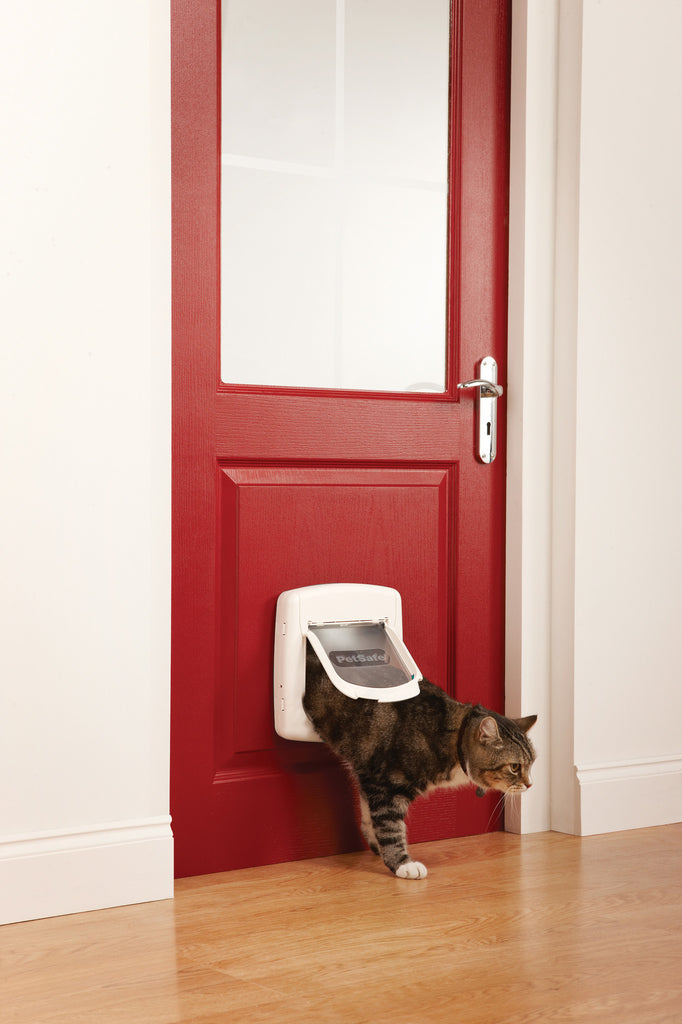 Staywell® Deluxe Magnetic Cat Flap